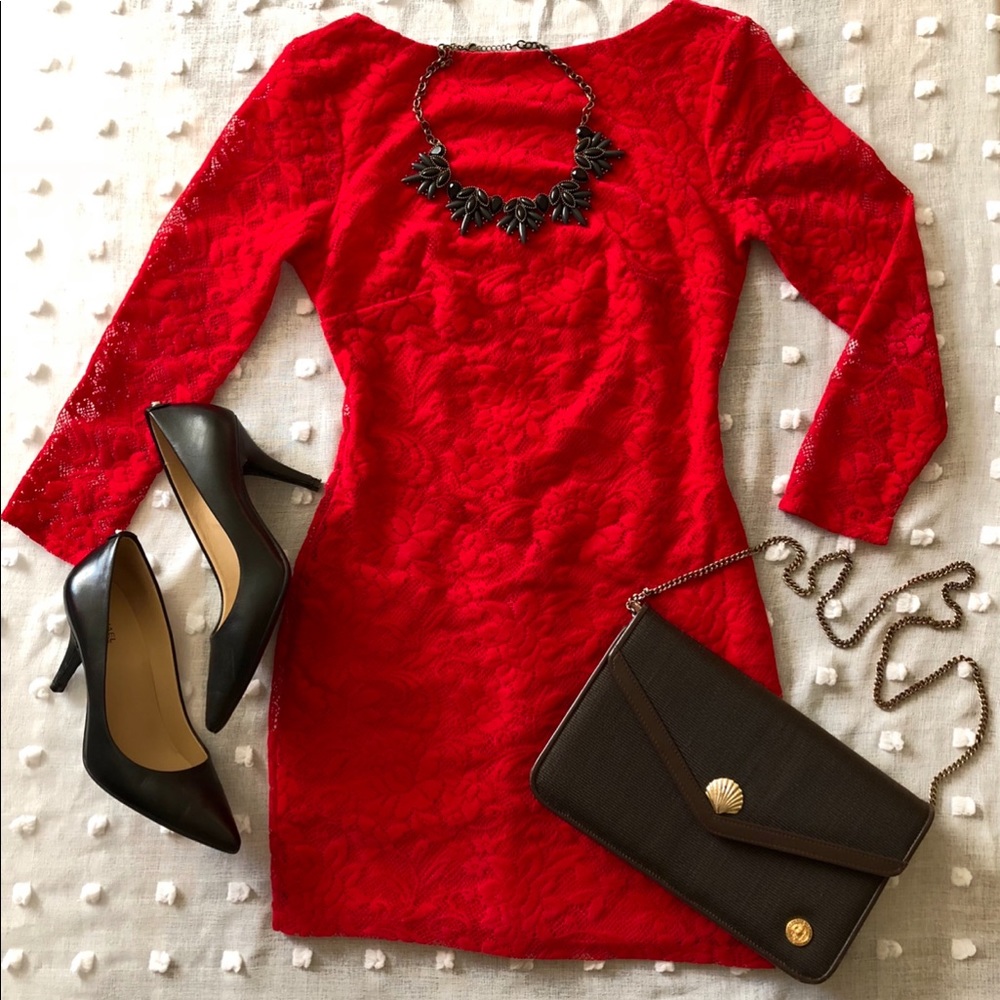 MODA INTERNATIONAL Sexy Red Velvet Low Back Dress